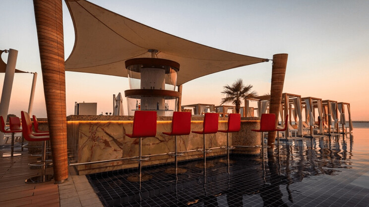 Royal M Hotel & Resort